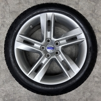17  inch originele Sadia velgen + winterbanden Volvo V60 31381412