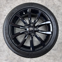 17 inch originele velgen + zomerbanden Toyota Auris