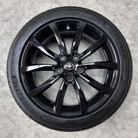 17 inch originele velgen + zomerbanden Toyota Auris