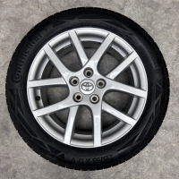 17 inch originele velgen + zomerbanden Toyota Avensis / Verso 4447 2