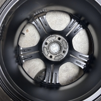 17 inch originele velgen + zomerbanden Renault Clio IV 403006380R