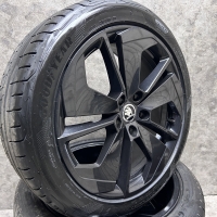 18 inch originele Comet velgen + zomerbanden Skoda Octavia IV 5E3601025N