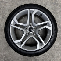 18 inch originele velgen + zomerbanden Audi A4 B9 B8 80A601025BD