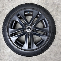 17 inch originele velgen + all season banden Mercedes C klasse W204 A2044017502 zwart