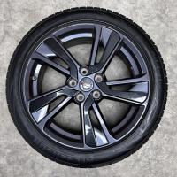 18 inch originele velgen + all season banden Nissan Juke KE409 1K301