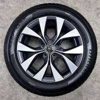 17 inch originele velgen + zomerbanden Renault Captur 2111R 9043R