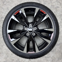 18 inch originele Audi sport velgen +  zomerbanden Audi A3 S3 8Y 8Y0071498