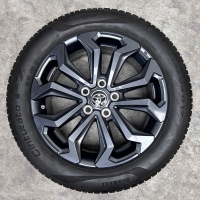17 inch originele velgen + zomerbanden Toyota Yaris Cross CMS 1107-2