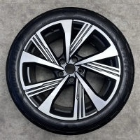 21 inch originele velgen + zomerbanden Audi Q6 SQ6 85H601025K 85H601025L