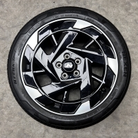 19 inch originele velgen + zomerbanden Hyundai Kona N 52910-HF700