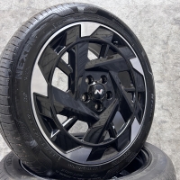 19 inch originele velgen + zomerbanden Hyundai Kona N 52910-HF700