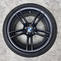 19 inch originele velgen + winterbanden BMW M3 M4 style 641 M 2284907 2284908
