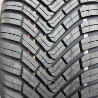 17 inch originele Tulsa velgen + all season banden Volkswagen Tiguan 5NA601025AA