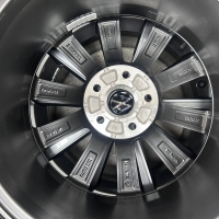 17 inch originele Merano velgen + all season Volkswagen Caddy 3G8071497