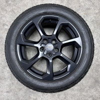 17 inch originele velgen + zomerbanden Audi Q2 81A601025D