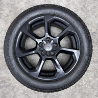17 inch originele velgen + zomerbanden Audi Q2 81A601025D
