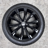 18 inch Grange Hill velgen + zomerbanden Volkswagen T-Roc 2GA601025AB zwart (G)