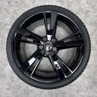 19 inch originele audi sport velgen + all season banden Audi A3 S3 RS3 8V0601025GD zwart