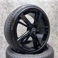 19 inch originele audi sport velgen + all season banden Audi A3 S3 RS3 8V0601025GD zwart