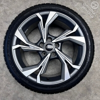 18 inch originele velgen + zomerbanden Audi A3 S3 8Y 8Y0601025H set 3