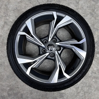 18 inch originele velgen + zomerbanden Audi A3 S3 8Y 8Y0601025H set 3