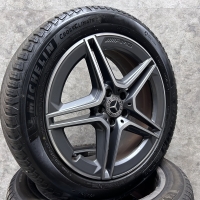 19 inch originele AMG velgen + all season banden Mercedes GLB GLA A2474011500