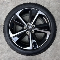 17 inch originele velgen + winterbanden Opel Astra L  9847065380 set 4