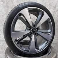 18 inch originele velgen + zomerbanden Audi A1 S line 82A601025T