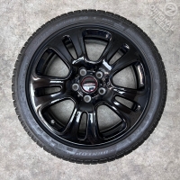 17 inch originele velgen + winterbanden Mini JCW 6855119 style 510 set B