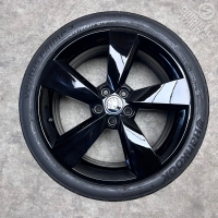 17 inch originele velgen + zomerbanden Skoda Fabia 5JA601025H