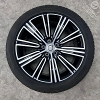 18 inch originele inscription velgen + winterbanden Volvo V60 31471312 set F