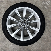 17 inch originele Philadelphia  velgen + zomerbanden  Volkswagen Golf 5N0601025AJ