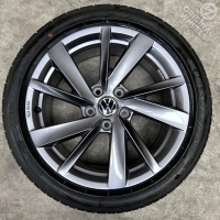 17 inch originele Gavia velgen + zomerbanden Volkswagen Golf 3J0071497